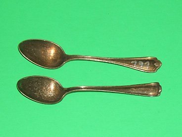 Spoon, Eating