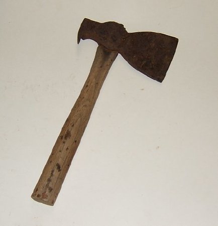 Claw Hatchet