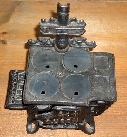 Cast Iron Toy Cookstove